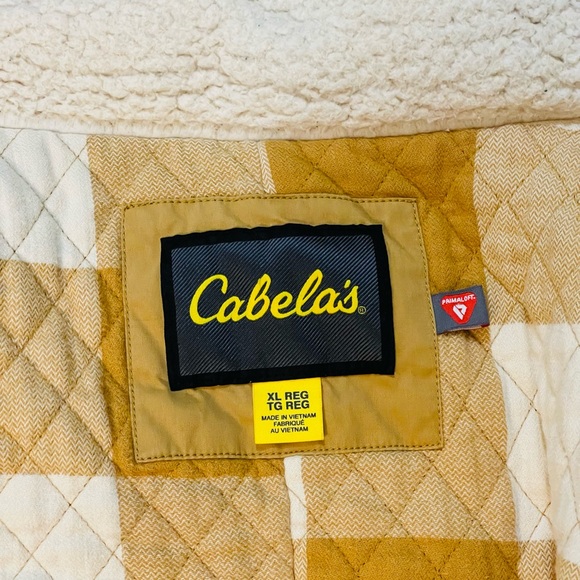 Cabela's Coat - Picture 7 of 9